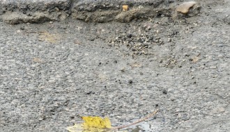 Udarne rupe širom grada, svakim danom ih ima sve više