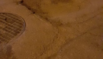 Udarna rupa u ulici Prvog ustanka