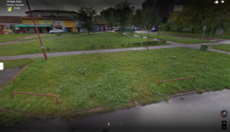 Nepregledna raskrsnica ulica Lovre Bračuljevića i Nade Dimić