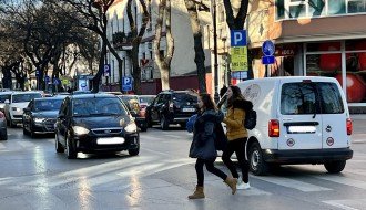 Najopasnija raskrsnica u gradu (Đure Đakovića i Vase Stajića)