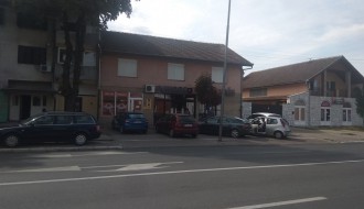 Parking na biciklističkoj stazi?!