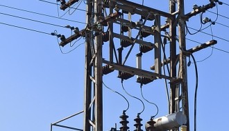 Opasna trafostanica na uglu Majsanskog puta i ulice Imrea Bera