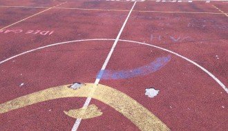 Košarkaški teren kod Kerskog groblja u lošem stanju