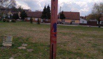 Košarkaški teren kod Kerskog groblja u lošem stanju