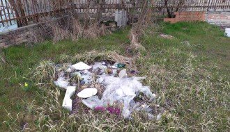 Otpad u ulici Servo Mihalja