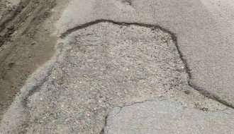 Rupe u Platonovoj ulici