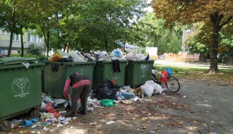 Na kilometar od Gradske kuće kao na deponiji