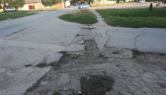 Oštećenja na putu - Ulica Vatroslava Jagića