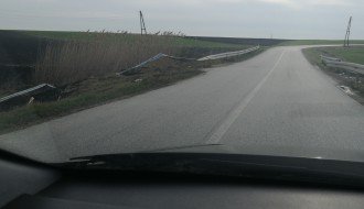 Oštećena zaštitna ograda između Đurđina i Mišićeva