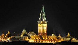 Država apeluje na restrikcije struje a Gradska kuća i dalje sija...