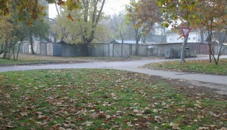 Garaže ili favele na Radijalcu