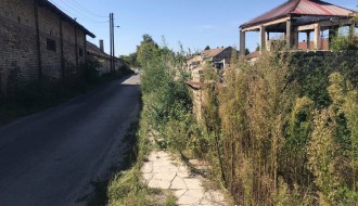 Pešačka staza u Servo Mihalja pored Livnice