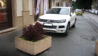 Parkiranje na trotoaru