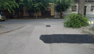 Udarne rupe u Šumskoj ulici