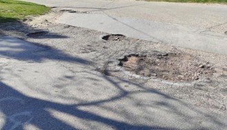 Rupe na putu u Pribojskoj ulici