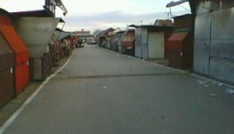 White line! Čemu služi bela linija na Buvljaku?