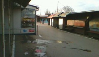 White line! Čemu služi bela linija na Buvljaku?