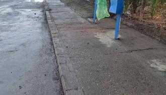 Čišćenje autobuskog stajališta u Starine Novaka