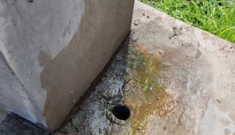 Zapušen odvod - česma na groblju