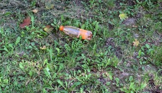 Zapušten park na uglu Somborskog puta i Gajeve