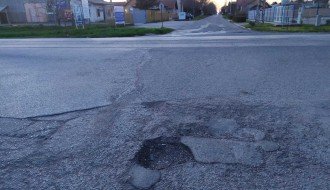 Udarne rupe u Batinskoj ulici