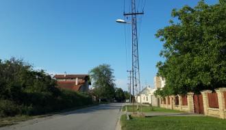 Bez trotoara u Kireškoj ulici