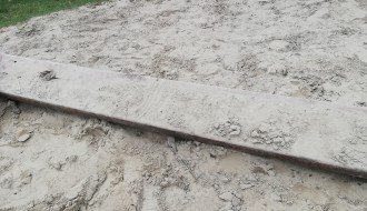 Uništeno dečje igralište u Dudovoj šumi