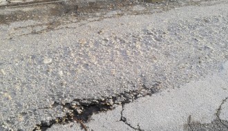 Udarne rupe u Ulici Marije Bursać