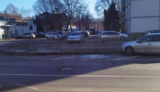 Divlje parkiranje na Radijalcu