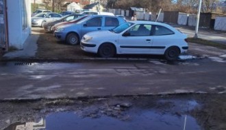 Divlje parkiranje na Radijalcu