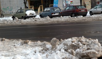 Neočišćena parking mesta