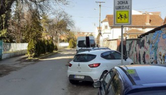 Škola i nedostatak saobraćajnih znakova