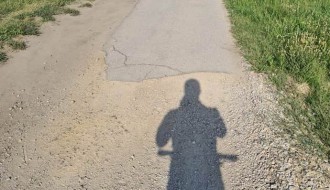 Biciklistička staza prema Paliću puna rupa