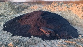 Rupe po ulicama a svež asfalt se razbacuje na divlje deponije (Celjska)