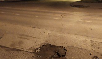 Poveća udarna rupa u ulici Kalora Milodanovića