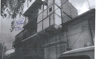 Čardak ni na nebu ni na zemlji u centru grada