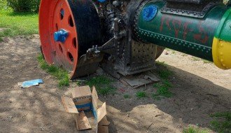 Igralište pored škole na Radijalcu nikad prljavije i opasnije!