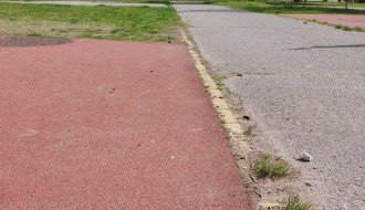 Igralište pored škole na Radijalcu nikad prljavije i opasnije!