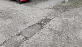 Udarna rupa u ulici Pere Tumbasa