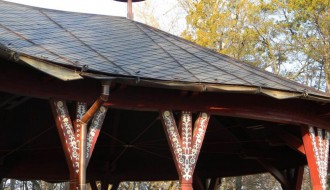 Velika terasa - potrebno veliko renoviranje!