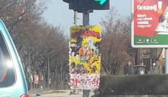 Postavljanje reklama dešavanja na saobraćajne znakove, semafore, stubove po celom gradu