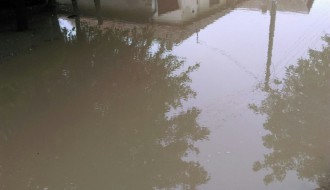 Poplava u Jasenovačkoj ulici zbog neasfaltiranog puta koji čekamo 25 godina!