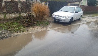 Loše urađen put u Mačvanskoj ulici