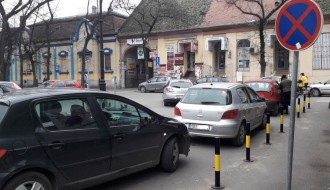 Zaustavljanje i parkiranje! Svakodnevni haos u saobraćaju