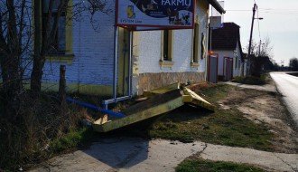 Oštećen Bikovački put