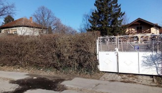 Opasna rupa na prometnoj pešačkoj i biciklističkoj stazi na Paliću