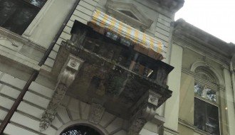 Narušavanje izgleda zaštićenih objekata u centru grada