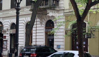 Narušavanje izgleda zaštićenih objekata u centru grada