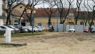 Građevinske ograde kod bazena na Prozivci