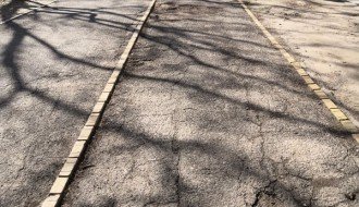 Biciklistička staza na Prozivci u veoma lošem stanju